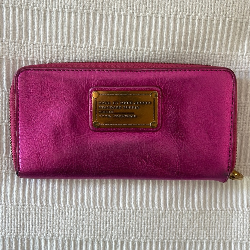 Used metallic pink Marc Jacobs wallet